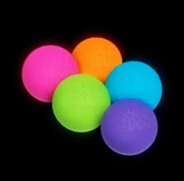 Schylling Mačkací neonový míček Needoh 1 ks Růžová