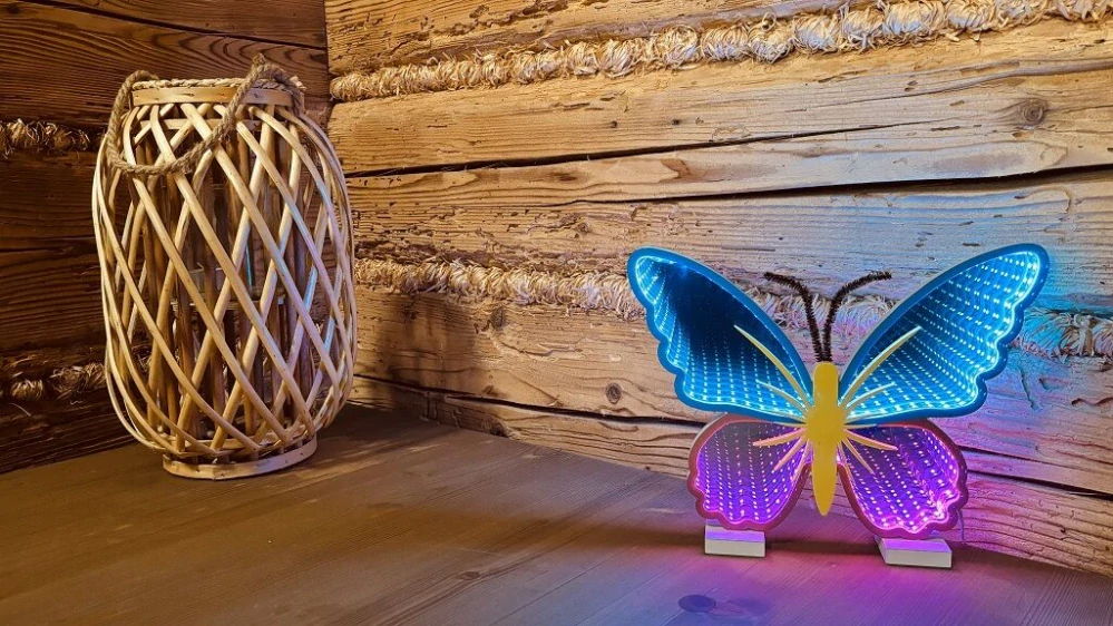 2Kids Toys LED NEON LIGHT lampička Motýl