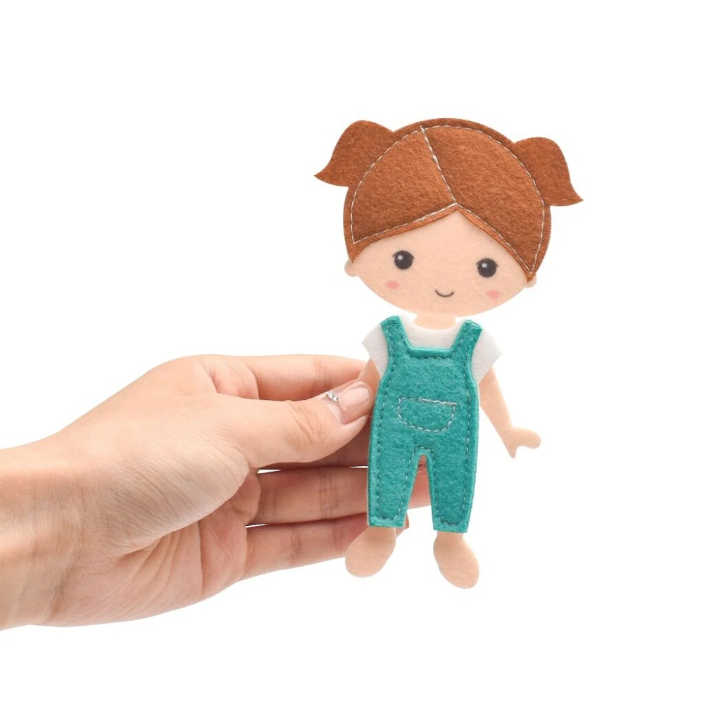 2Kids Toys Senzorická busy kniha Domeček s panenkou