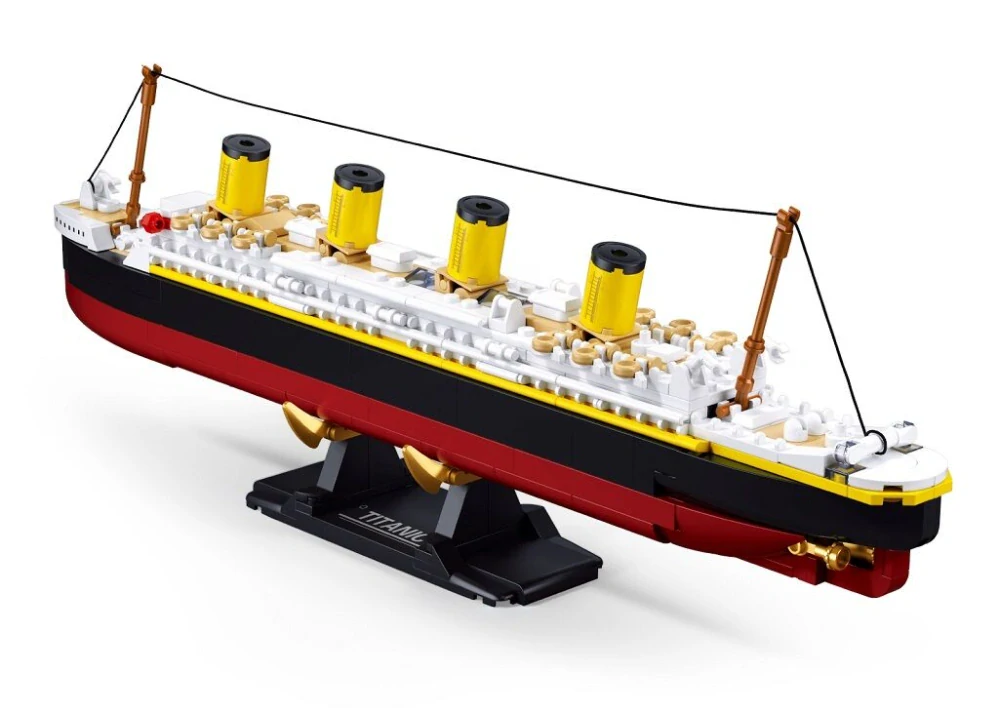 Sluban Model Bricks M38-B1551 Titanic v měřítku 1 : 700
