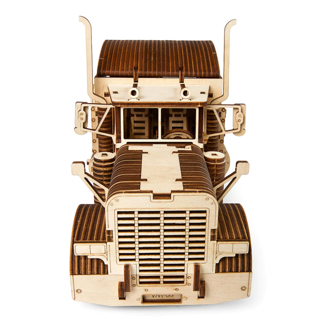 Ugears 3D dřevěné mechanické puzzle VM-03 Tahač Heavy Boy