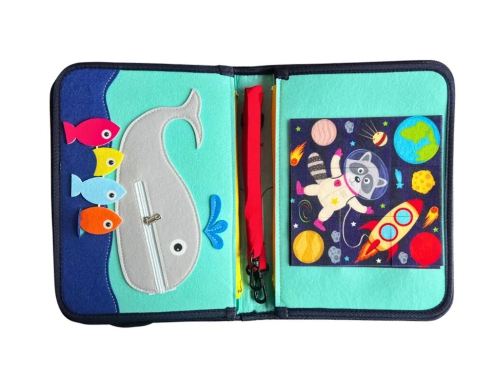 2Kids Toys Senzorická busy kniha Medvídek