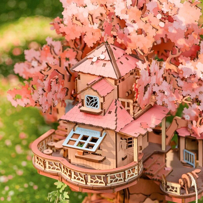 RoboTime 3D dřevěná skládačka Domeček na stromě Sakura