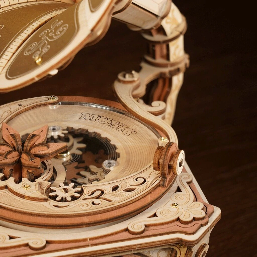 RoboTime 3D dřevěná skládačka hrací skříňky Gramofon Diva