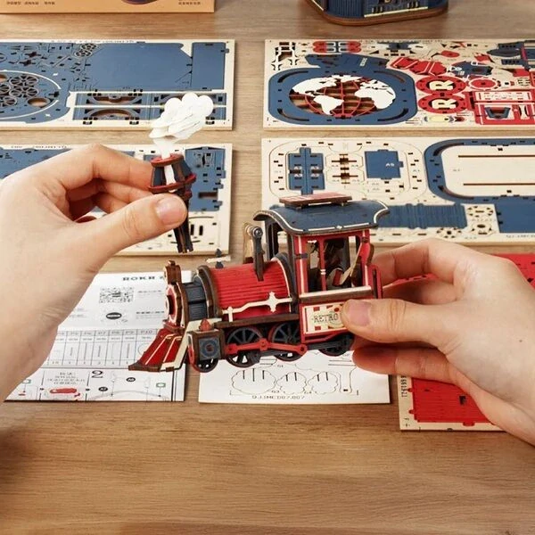 RoboTime 3D mechanická skládačka Expresní vlak s kyvadlem