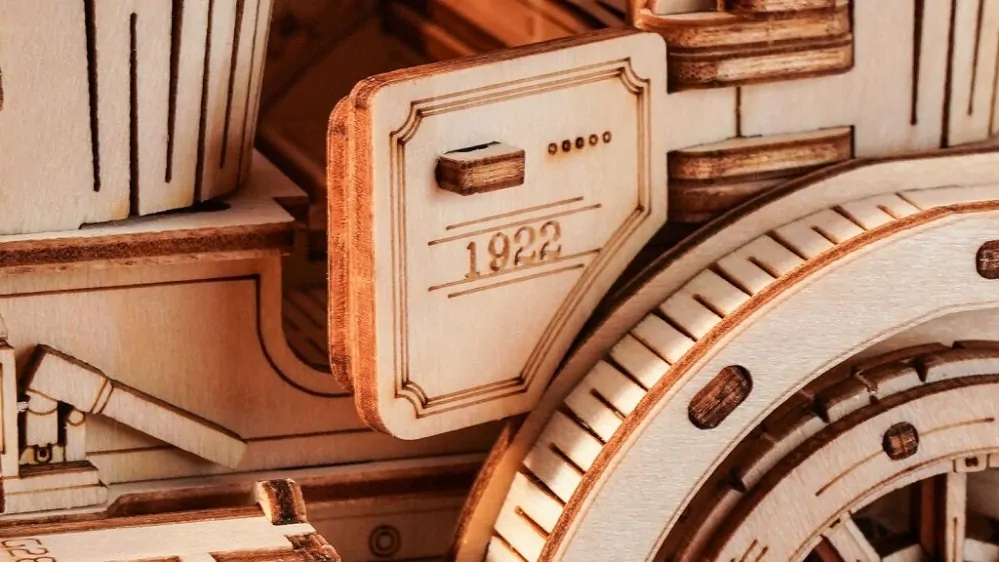 RoboTime 3D dřevěná mechanická skládačka Historické auto