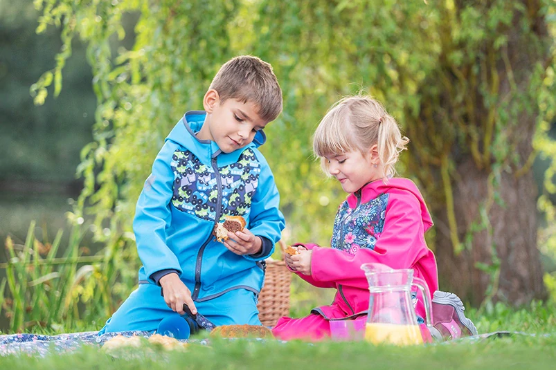 Unuo Dětská softshellová bunda bez zateplení Basic Modrozelená Aqua Autíčka 86/92