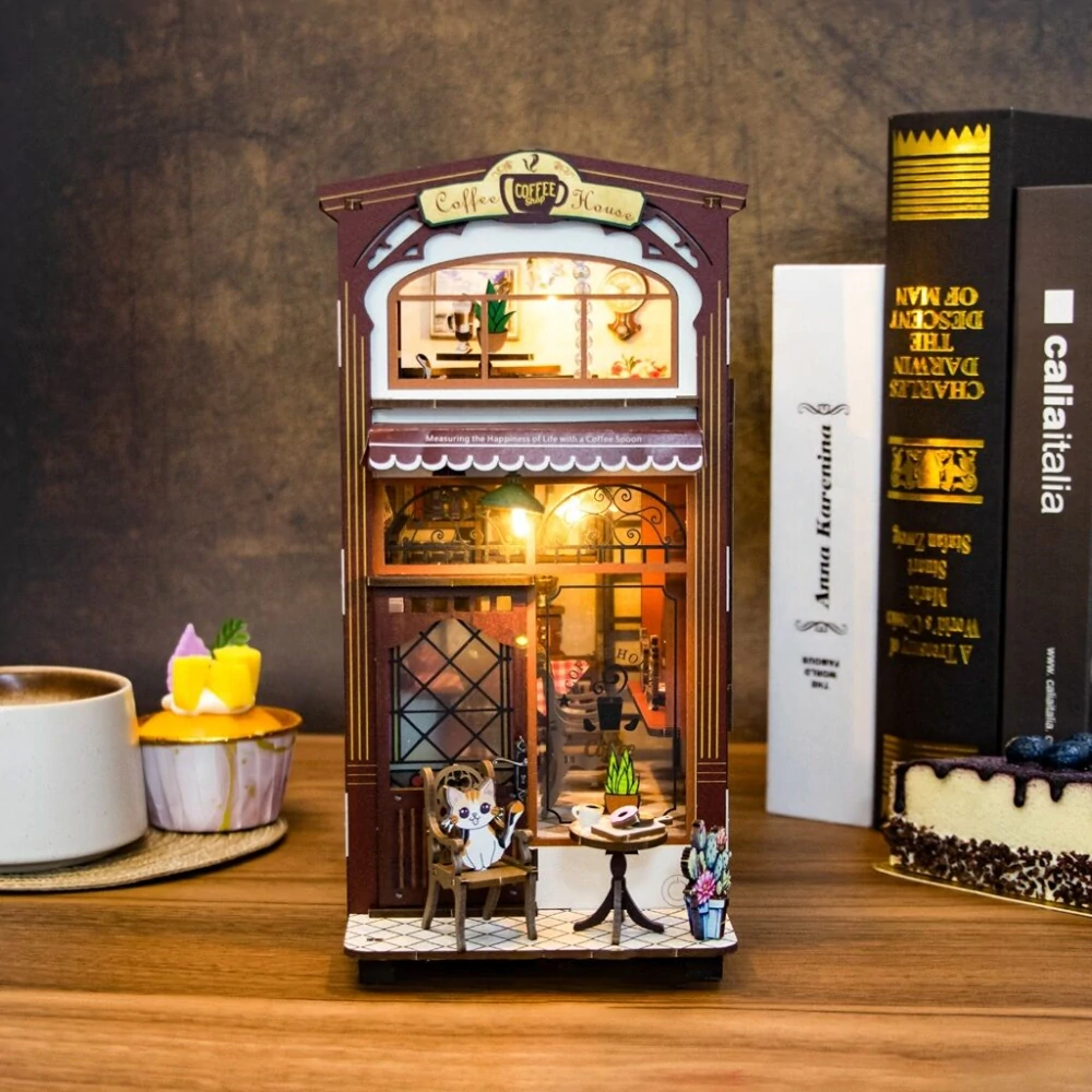 2Kids Toys 3D skládačka Zarážka na knihy Miniatura domečku Kavárna